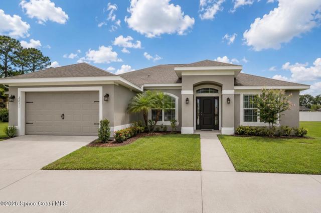 527 SW Tasco Ave SW, Palm Bay, FL 32908