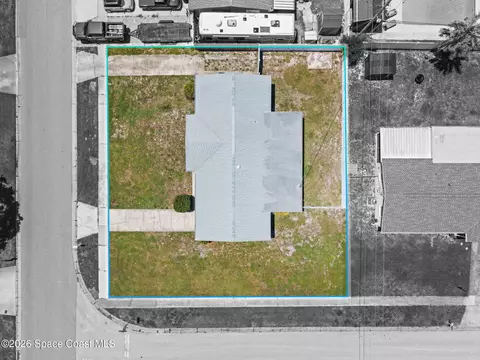 676 Ixora Dr, Melbourne, FL 32935 photo 3