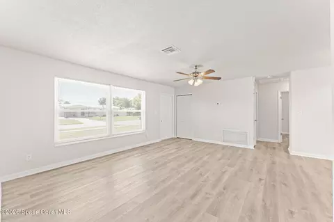 676 Ixora Dr, Melbourne, FL 32935 photo 8