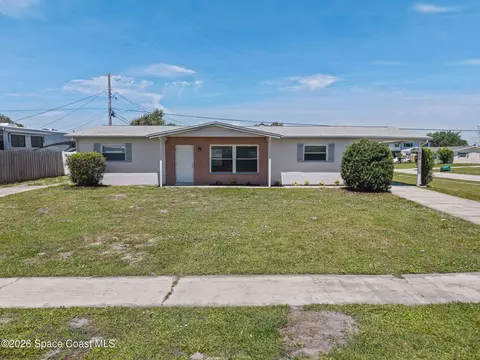 676 Ixora Dr, Melbourne, FL 32935 photo 4