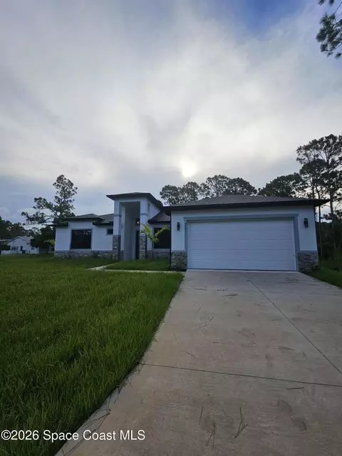 1478 Summer St SE, Palm Bay, FL 32909