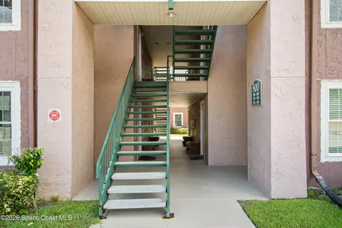 Exterior - 7667 N Wickham Rd #813, Melbourne, FL 32940 photo 2 of 7