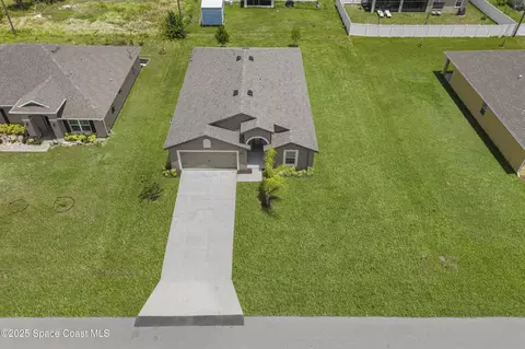 539 Hamwood St SW, Palm Bay, FL 32908