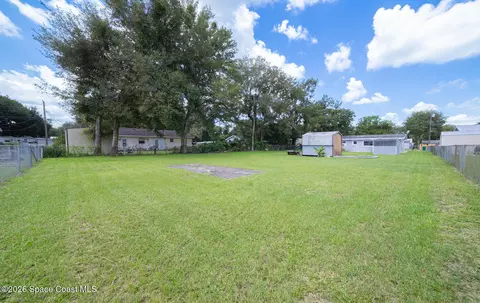 Exterior - 2949 Easy St, Mims, FL 32754 photo 2 of 3