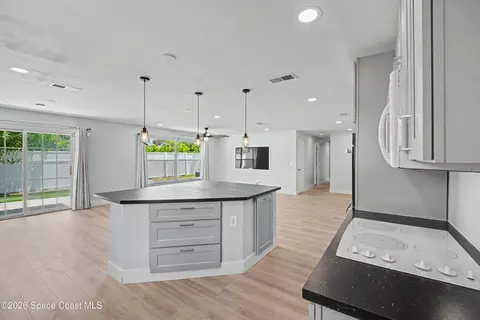 Kitchen - 1012 Fairway Ln, Rockledge, FL 32955 photo 2 of 2