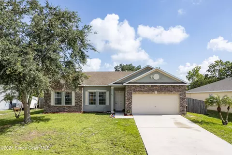 471 Bluefields St SE, Palm Bay, FL 32909