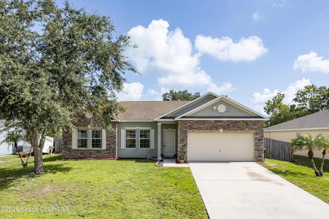 471 Bluefields St SE, Palm Bay, FL 32909