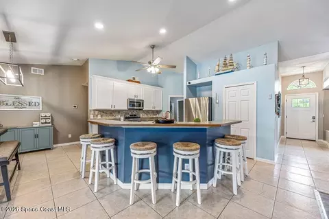 Kitchen - 934 Munch Ln, Cocoa, FL 32927 photo 2 of 3