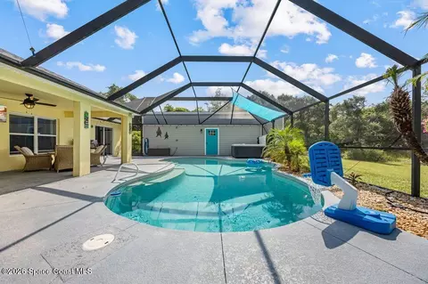 Exterior - 934 Munch Ln, Cocoa, FL 32927 photo 2 of 7