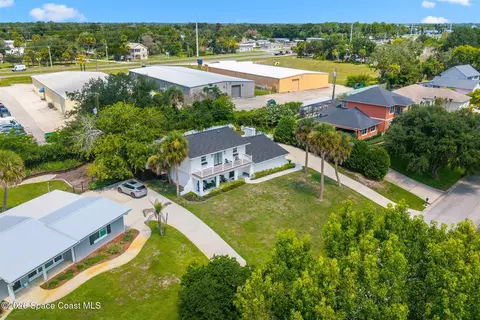 View/Area - 3703 Warwick Dr, Cocoa, FL 32926 photo 3 of 20