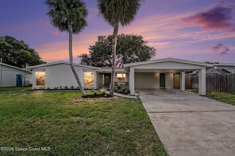 855 Montego Bay Dr S, Merritt Island, FL 32953