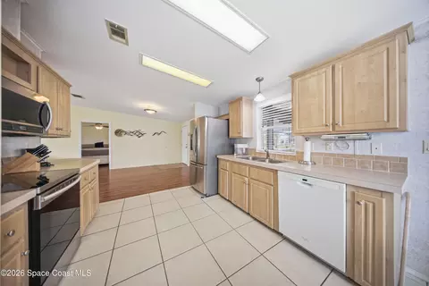 Kitchen - 235 Outer Dr, Cocoa, FL 32926 photo 2 of 4