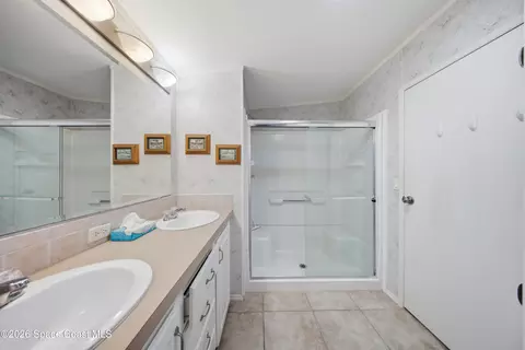 Bath - 235 Outer Dr, Cocoa, FL 32926 photo 3 of 4