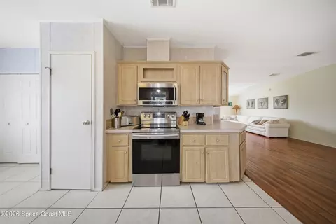 Kitchen - 235 Outer Dr, Cocoa, FL 32926 photo 3 of 4