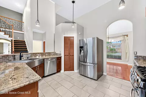 Kitchen - 3251 Windsor Estates Dr, Melbourne, FL 32940 photo 4 of 6
