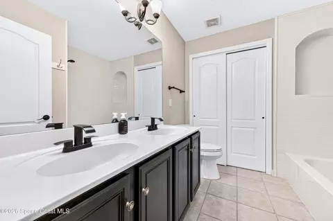 Bath - 3251 Windsor Estates Dr, Melbourne, FL 32940 photo 3 of 3