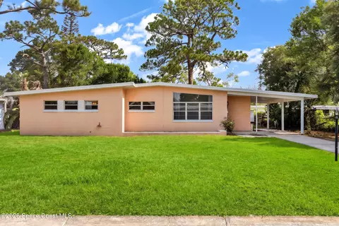 1106 Myrtle Ln, Cocoa, FL 32922
