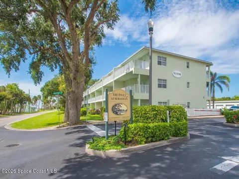13530 Westport Dr #102, Sebastian, FL 32958