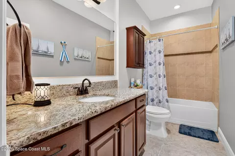Bath - 265 Sirius Ct, Melbourne, FL 32904 photo 4 of 5