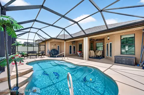 Exterior - 265 Sirius Ct, Melbourne, FL 32904 photo 2 of 11