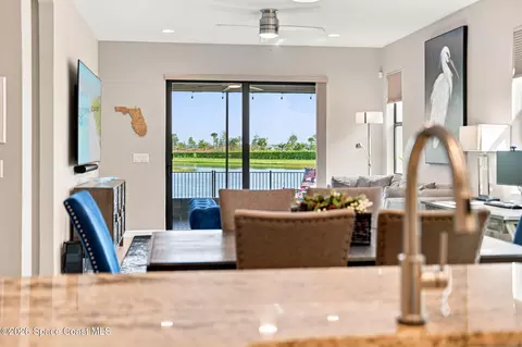 Dining - 3055 Blazing Star Dr, Melbourne, FL 32940 photo 4 of 4