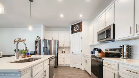 Kitchen - 4896 Quarryside Dr, Cocoa, FL 32927 photo 2 of 3
