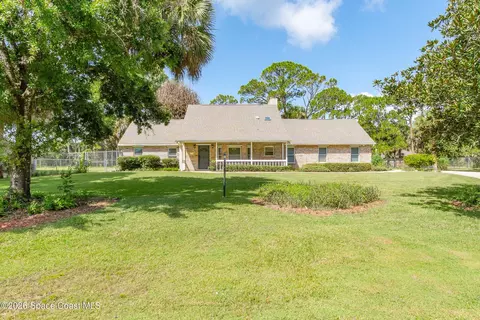 898 Havelock Ave SW, Palm Bay, FL 32908