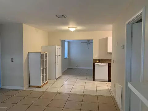 301 Crown Blvd, Melbourne, FL 32901 photo 3