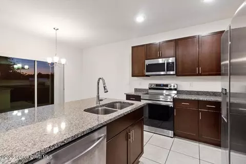 1200 Wahneta Dr, Poinciana, FL 34759