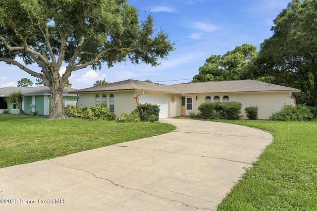 1825 Brookside St NE, Palm Bay, FL 32907
