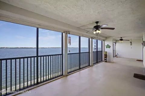 300 S Sykes Creek Pkwy #302, Merritt Island, FL 32952