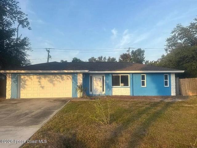 2611 Lakeshore Cir, Port Charlotte, FL 33952