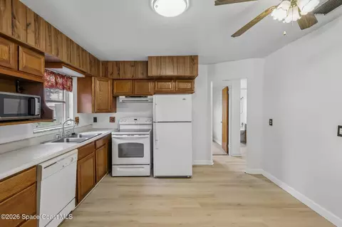 230 Gray Rd, Melbourne, FL 32904 photo 16
