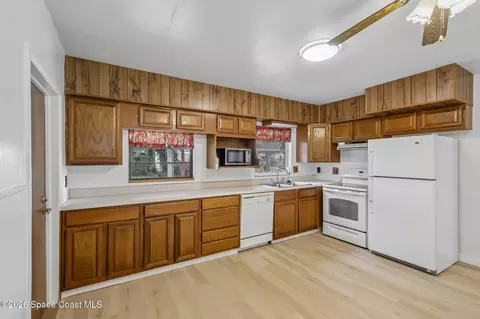 230 Gray Rd, Melbourne, FL 32904 photo 14