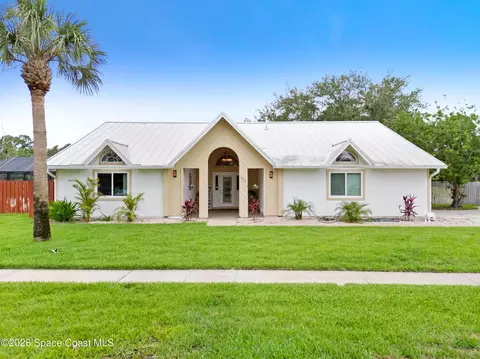 2582 Empire Ave E, Melbourne, FL 32934