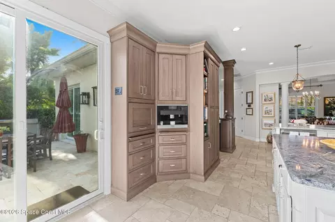 Kitchen - 339 Cocoa Ave, Indialantic, FL 32903 photo 10 of 14