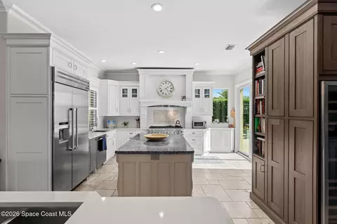 Kitchen - 339 Cocoa Ave, Indialantic, FL 32903 photo 3 of 14