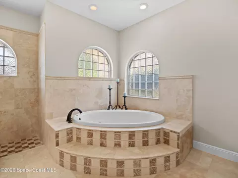 Bath - 3308 Cappio Dr, Melbourne, FL 32940 photo 3 of 7