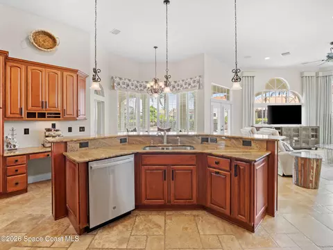 Kitchen - 3308 Cappio Dr, Melbourne, FL 32940 photo 6 of 9