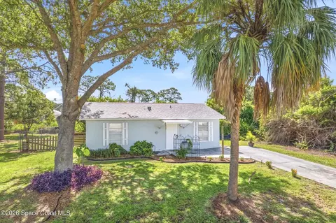 607 Tarr Ave SW, Palm Bay, FL 32908