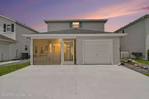 779 Plantation Dr, Titusville, FL 32780