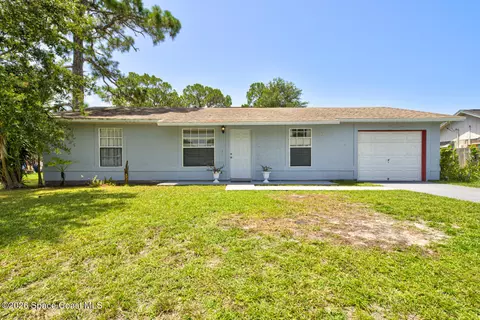 206 San Luis St SW, Palm Bay, FL 32908
