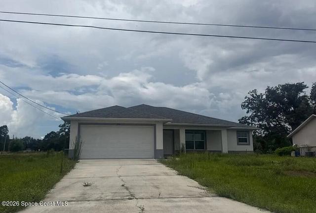 126 Parish Dr, Lehigh Acres, FL 33973