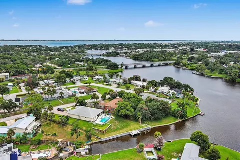 View/Area - 1150 Rivermont Dr, Melbourne, FL 32935 photo 5 of 7