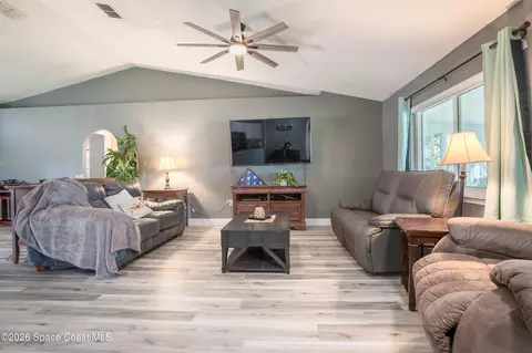 2190 Thames Rd SE, Palm Bay, FL 32909 photo 9
