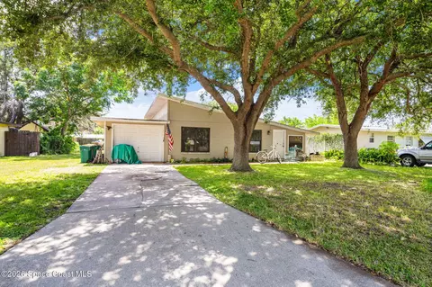 132 Virginia Rd, Melbourne, FL 32904