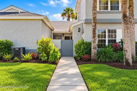 1430 Malibu Cir NE #111, Palm Bay, FL 32905