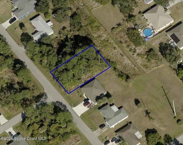 517 Town Rd SW, Palm Bay, FL 32908