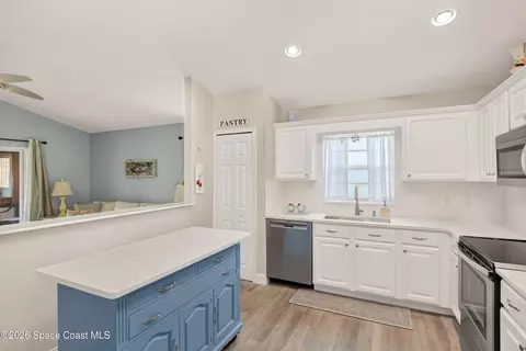 1051 S Fork Cir, Melbourne, FL 32901 photo 7