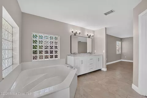 Bath - 5005 Canoni Pl, Cocoa, FL 32927 photo 2 of 3